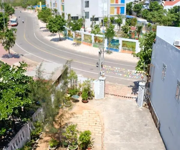 Bien Ngoc Отель *